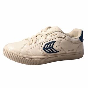 Cariuma Salvas Women’s OCA Sneakers, Worn Once, SZ 8, Super Trendy/ECO Friendly!